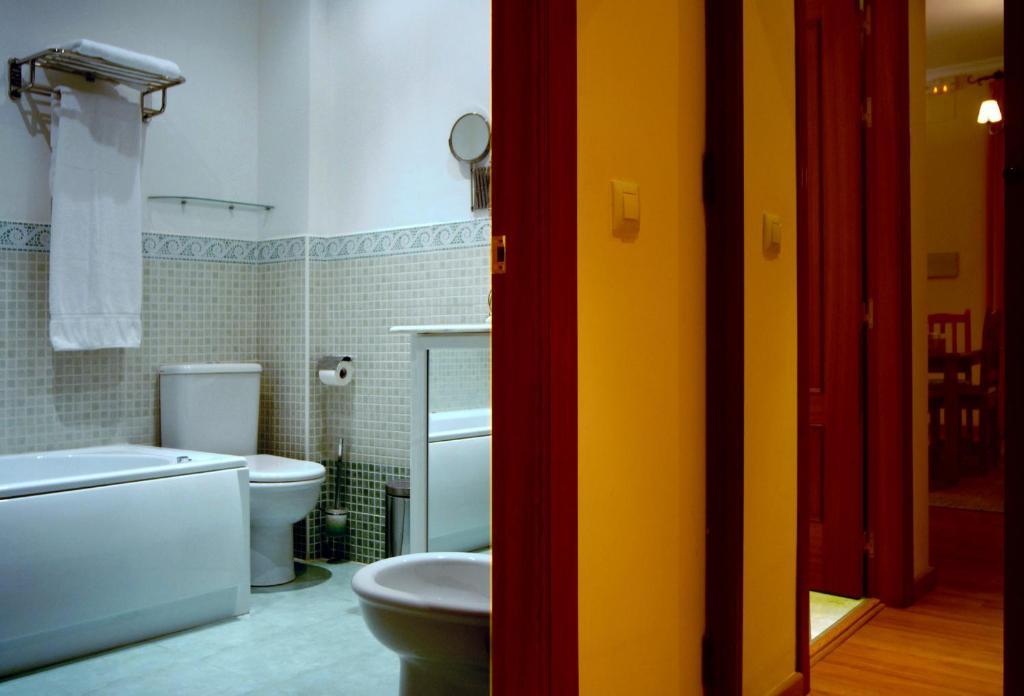 Alojamiento Tartessos Hostal Villamanrique De La Condesa Habitación foto