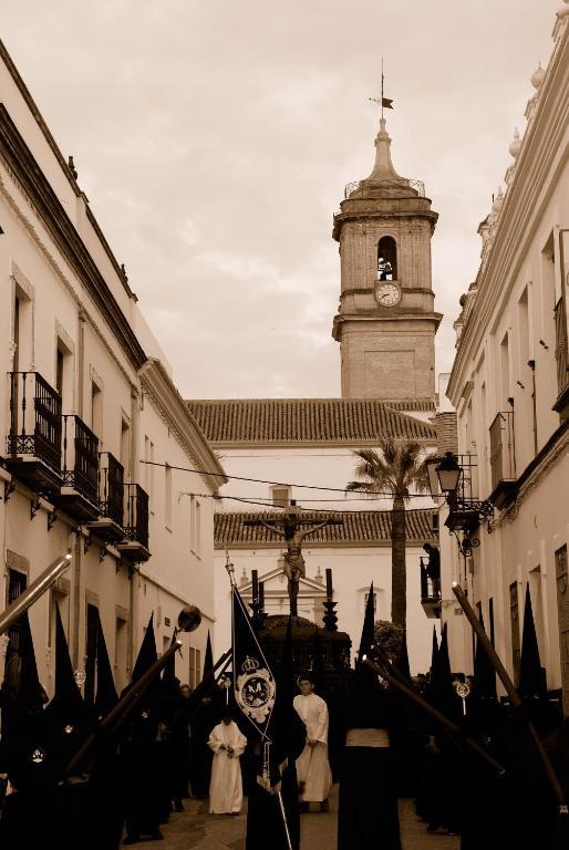 Alojamiento Tartessos Hostal Villamanrique De La Condesa Exterior foto